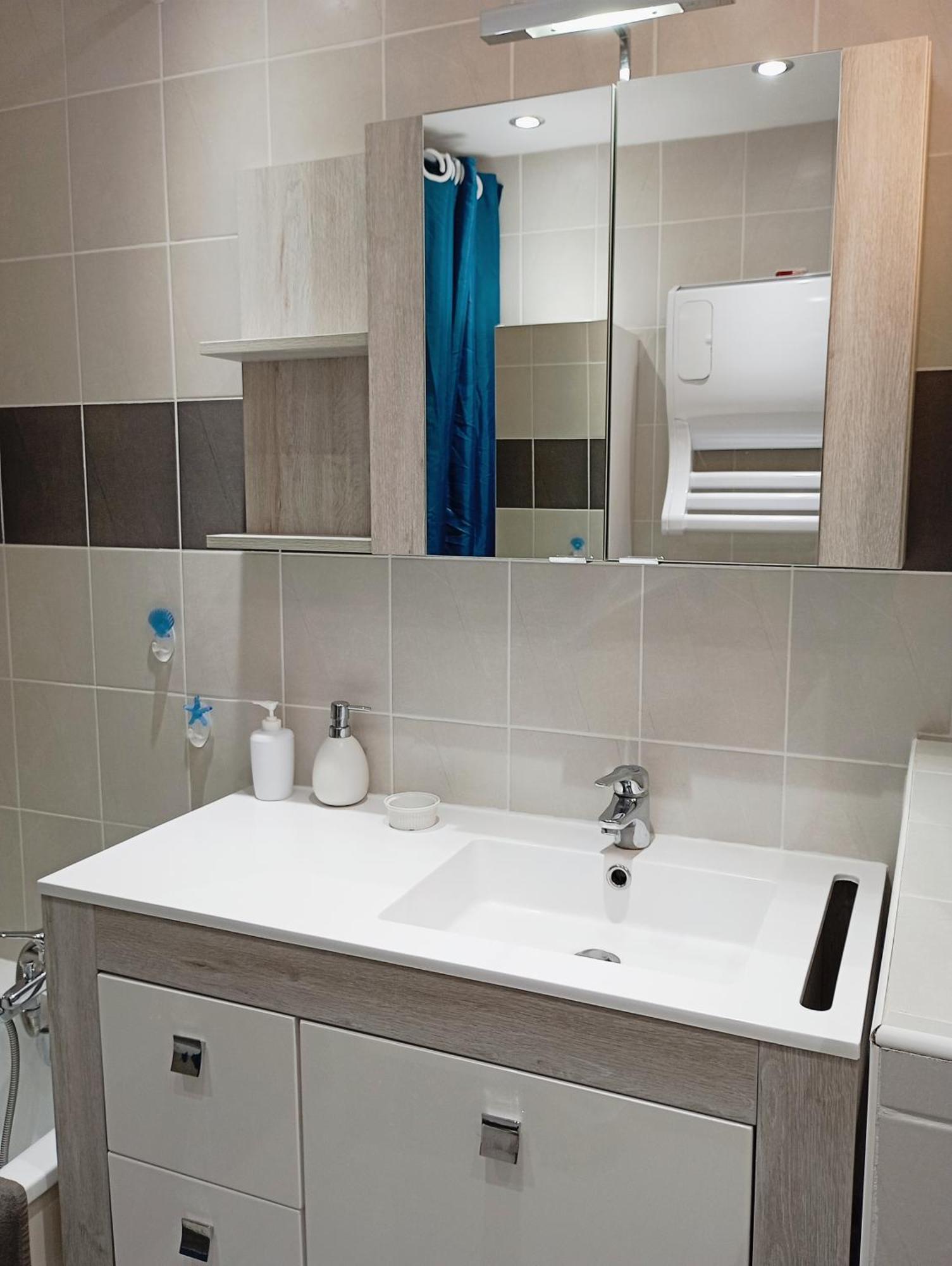 Grand Proche Port Et Plages, 6 A 8 Pers, 3 Chambres, Climatise Apartamento