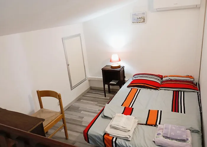 Grand Appartement Proche Port Et Plages, 6 A 8 Pers, 3 Chambres, Climatise